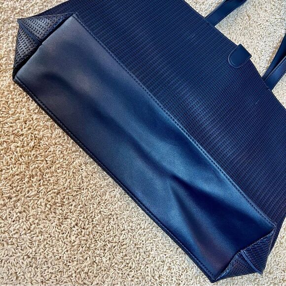 ULTA NWOT Tote with Tassel Shoulder Bag Navy Blue - Picture 5 of 8